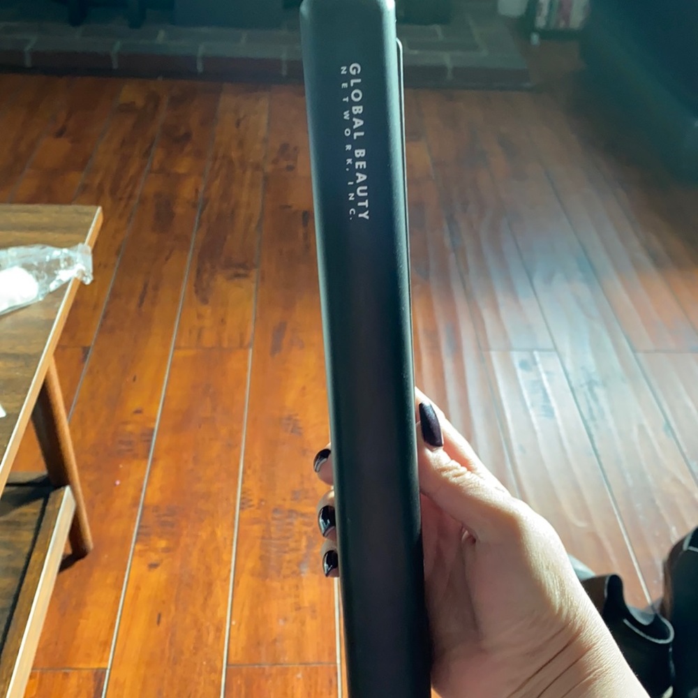 Chi-Flat Iron 1”
